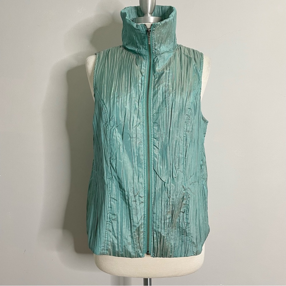 CHICO’S Iridescent Essi Vest